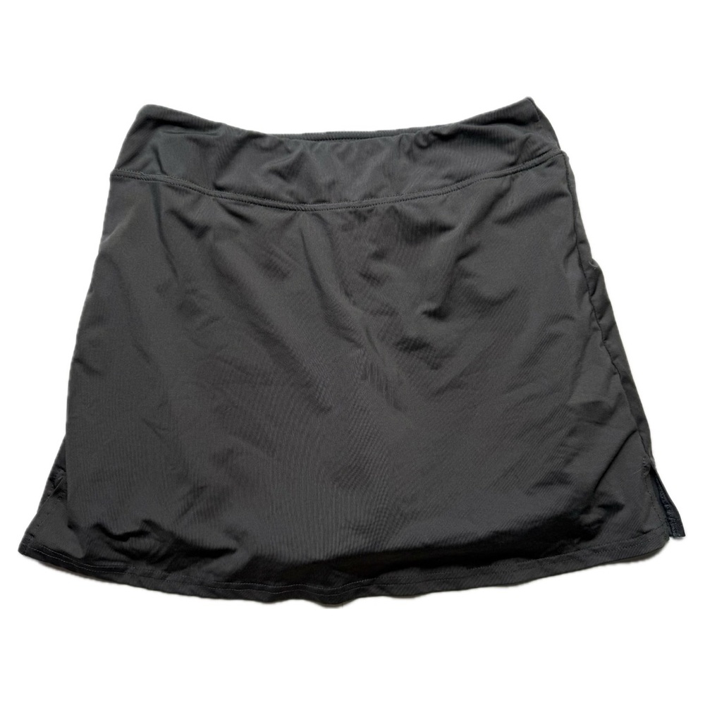 Ekouaer Black Athletic Skirt with Built in Shorts Size Medium